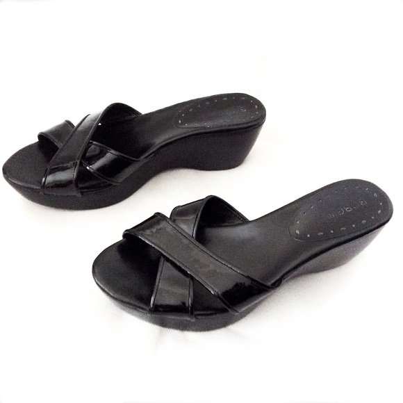 BCBGirls Shoes - BCBG Wedge Sandals Platform Heel Mules Shoes Black